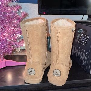 NWOT Bear Paw Boots Size 6/7